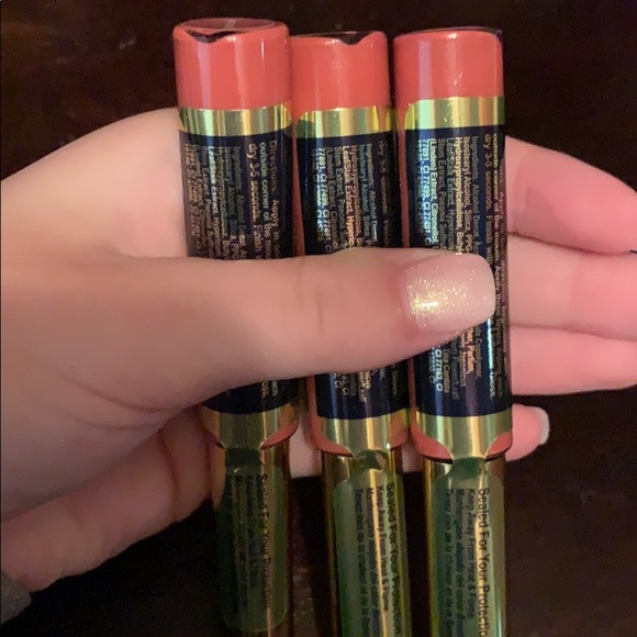 Heartbreaker LipSense - Picture 2 of 2